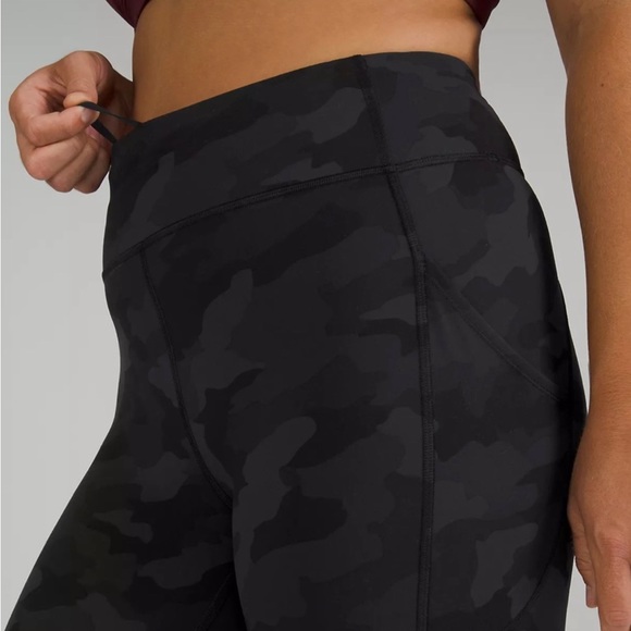 NWOT Lululemon align sold out Invigorate High Rise Crop 23” size 4 - Picture 3 of 6